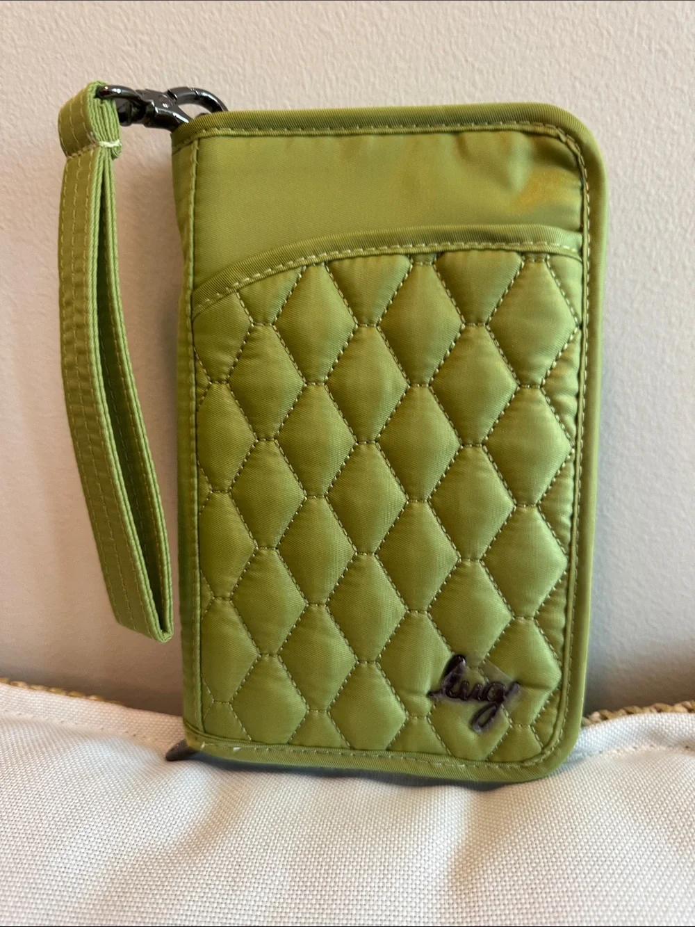 Lug Tandem Zip SE Grass Green Quilted Wristlet/cell phone Wallet-